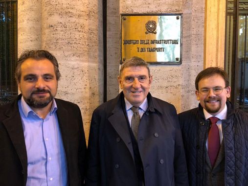Il sindaco Giovanni Capecchi (al centro) con gli assessori Alessandro Varallo e Valerio Martinelli