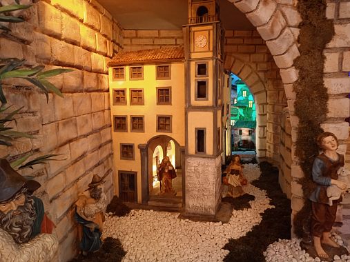 Il Palazzo pretorio nel presepe di Pucci