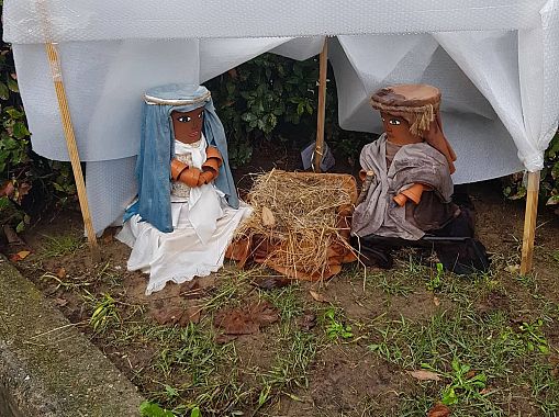 Il presepe fatto con i vasetti